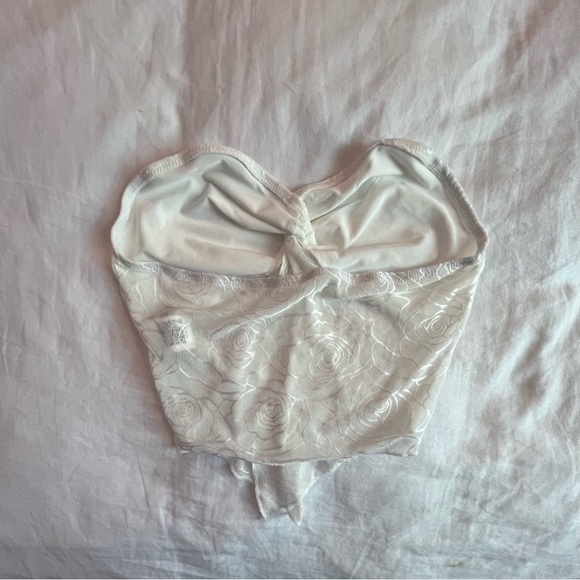 Y2K TWIST FRONT TUBE TOP - Picture 4 of 4